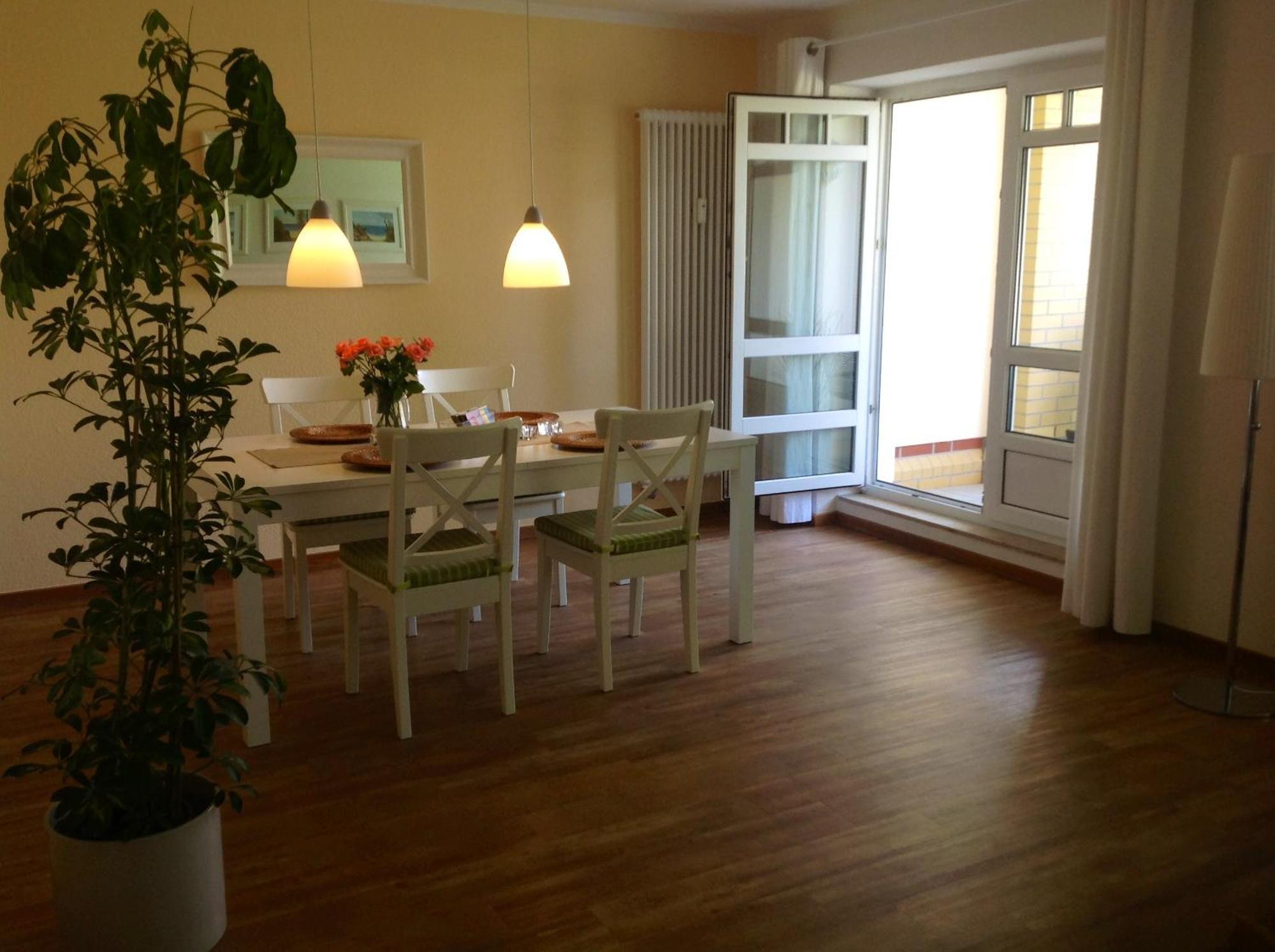 Fewo II Villa Nicole Hafenstrasse 37 Zingst Exteriör bild